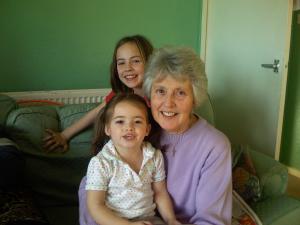 Sasha, Willow and Mum