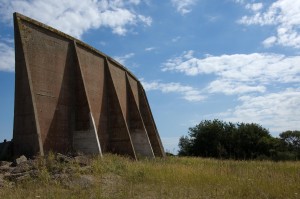 200ft sound mirror, Denge