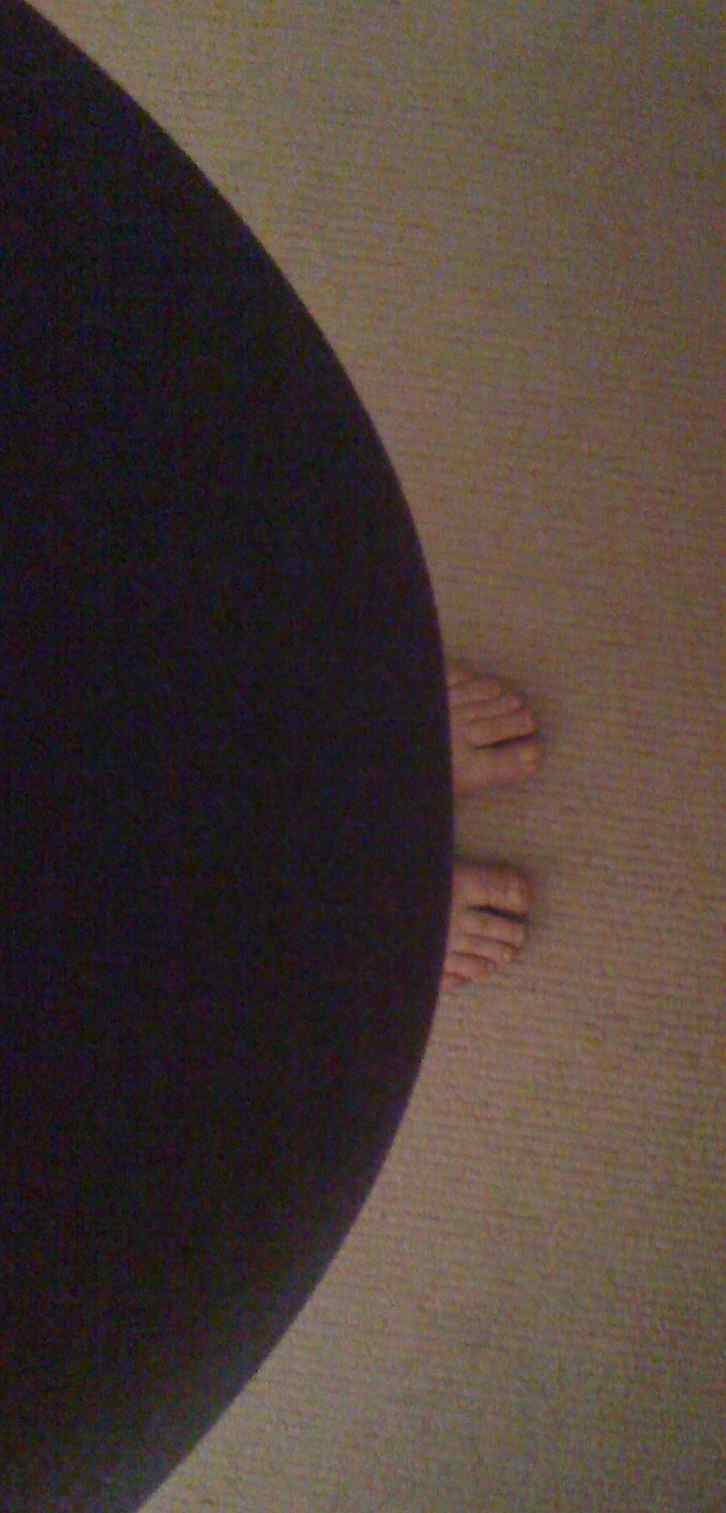 pregnant belly - 31 weeks