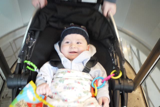 happy baby in Quinny1