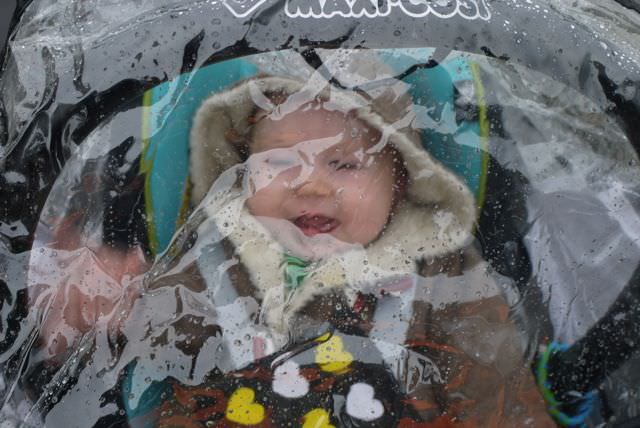 happy baby in Quinny2