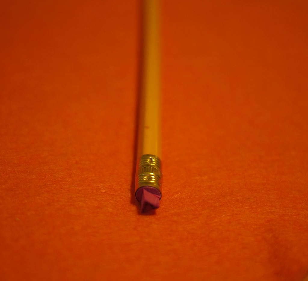 how to mkae a bunting stamp from a pencil rubber