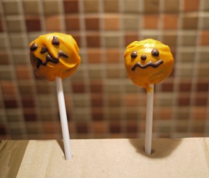 Halloween cake pops