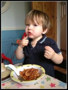 toddler eating toddler eating dinner