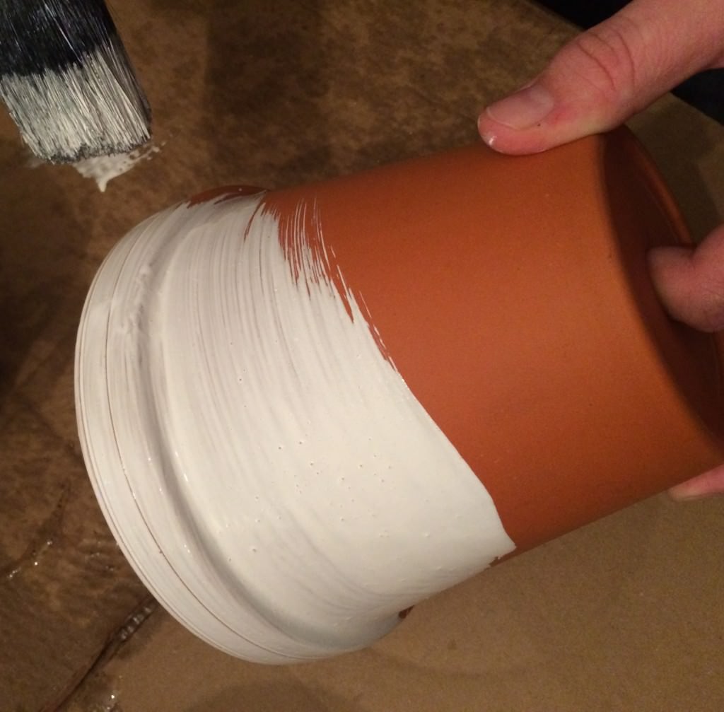 painting flower pots