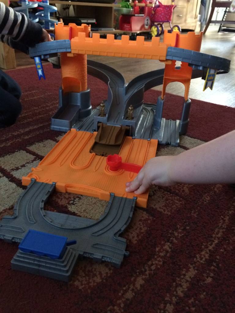 Take-n-play set