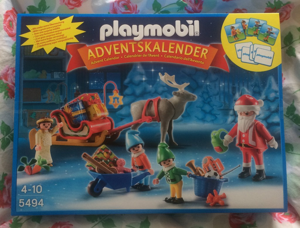 Playmobil Santas Workshop - holly be tells 