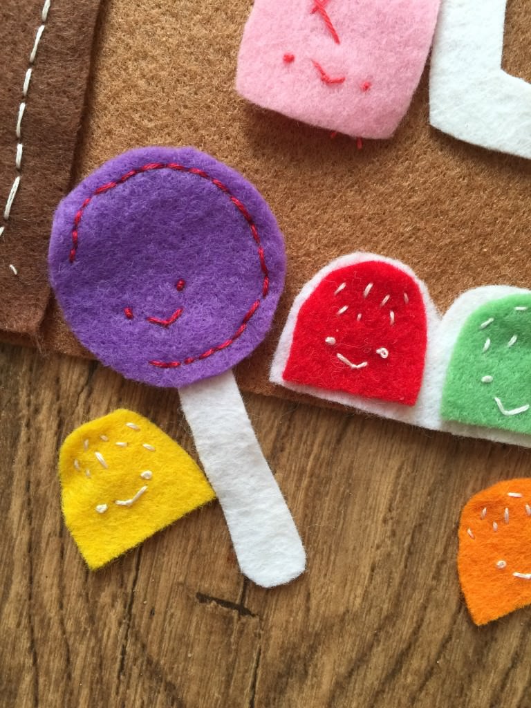 felt gingerbread house - holly be tells