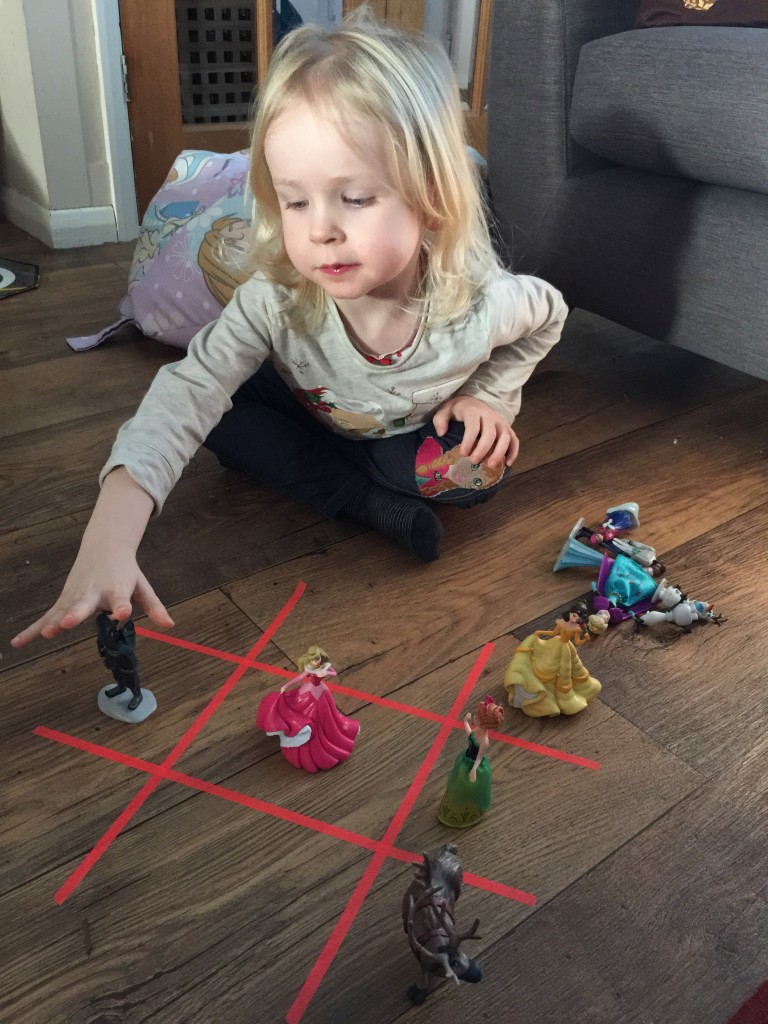 make your own noughts and crosses