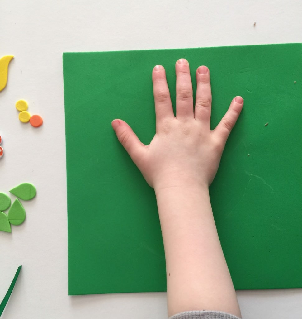 Mothers Day hand print craft