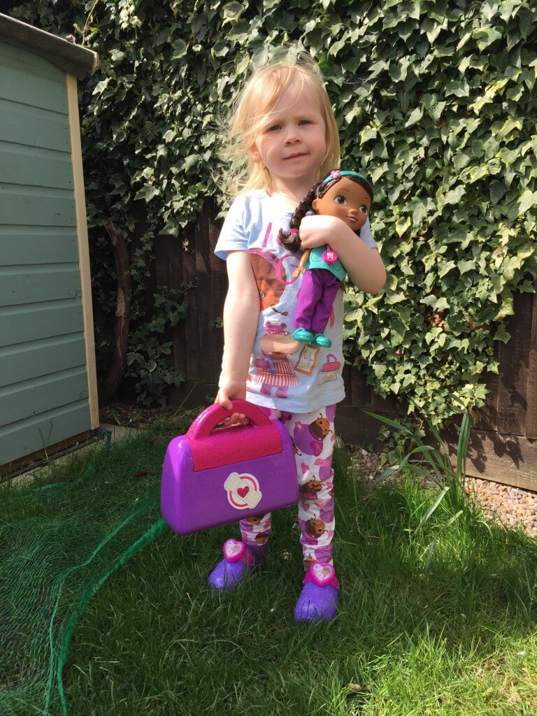 Doc MCStuffins Light Up Doctor Shoes