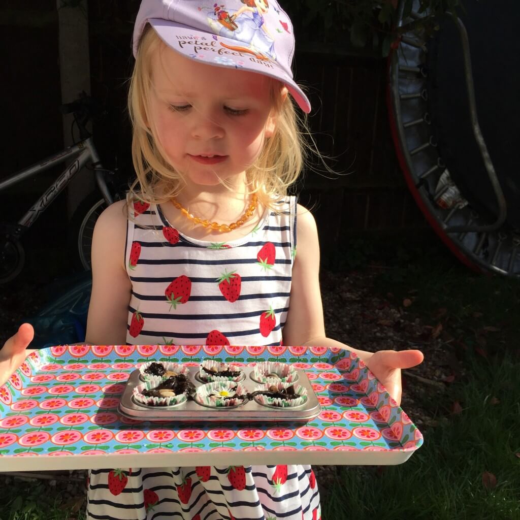 easy mud pies for a fairy garden