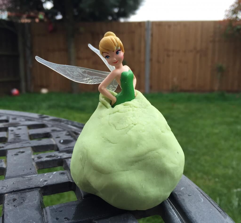 Tinkerbell play dough recipe