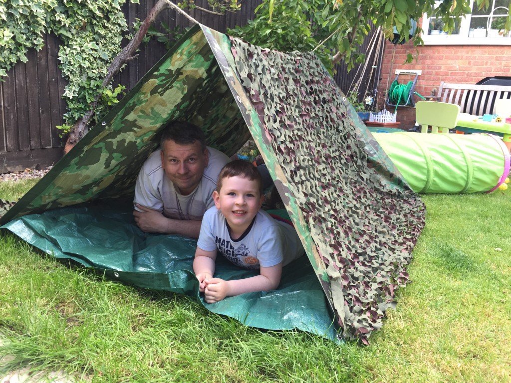 den building fun in the garden