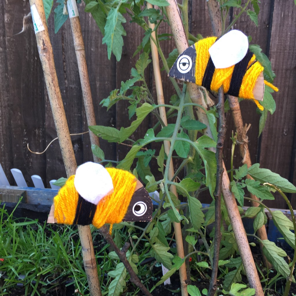 woolly bee kids craft