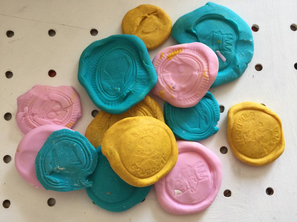 Make your own pirate treasure