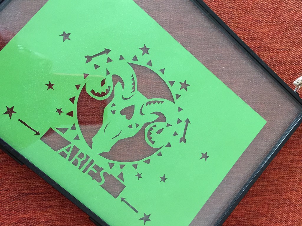 horoscope papercut