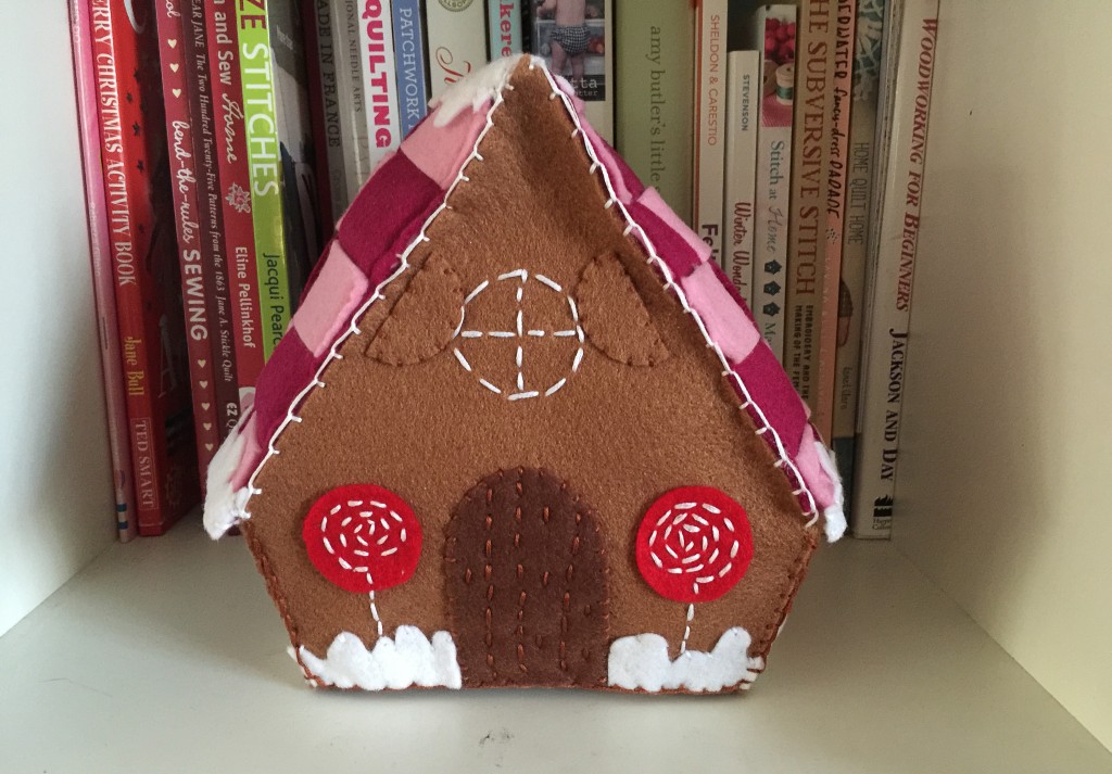 Mollie Makes gingerbread house