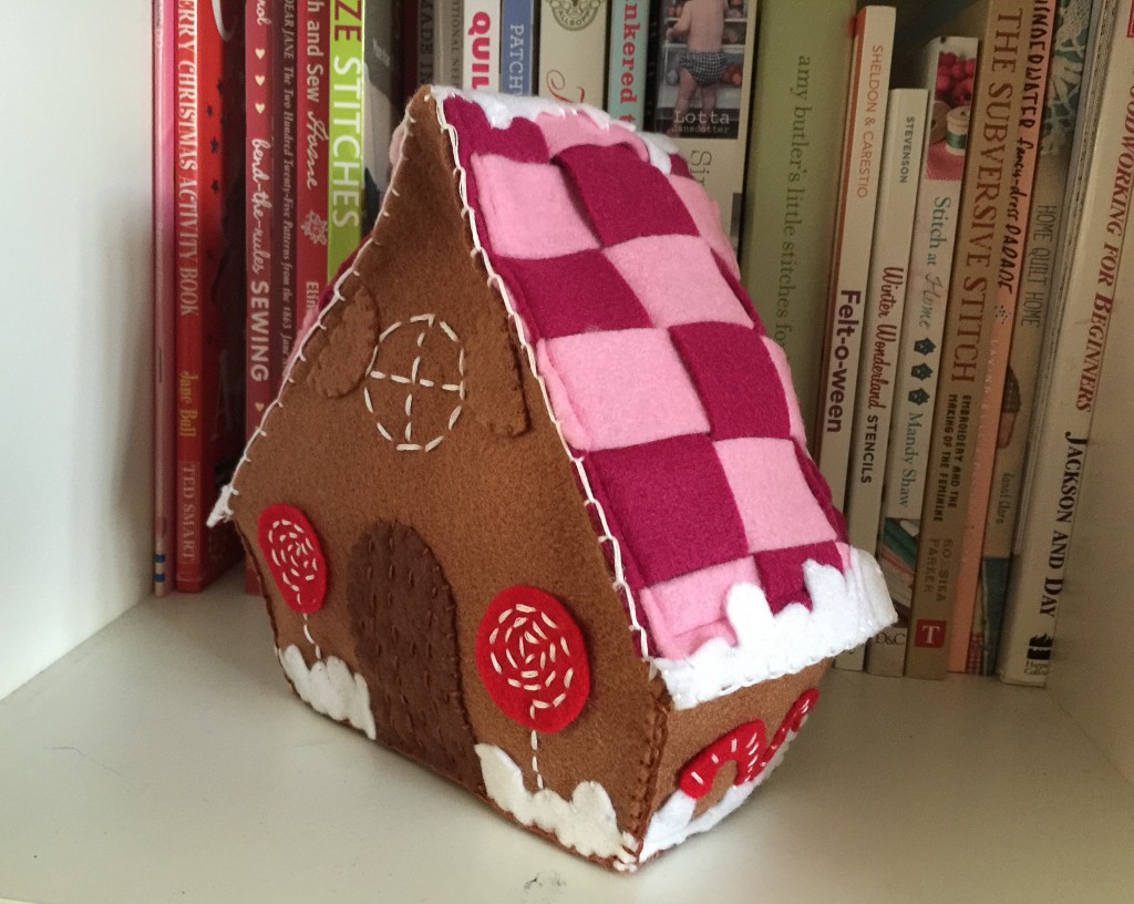 Mollie Makes gingerbread house