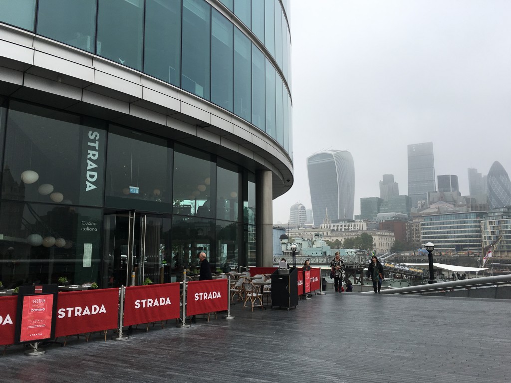 Strada Riverside at More London