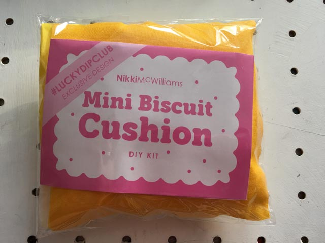 DIY mini biscuit pin cushion