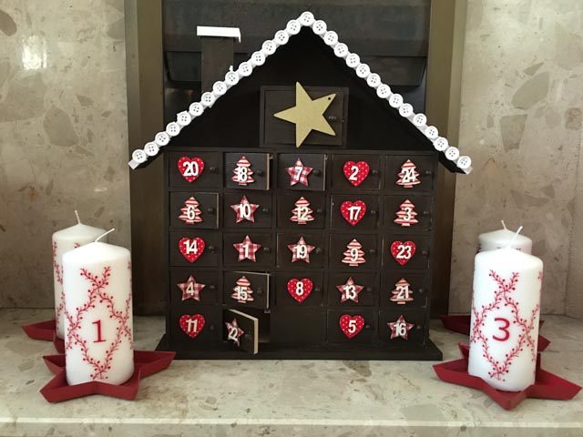 How to make a wooden gingerbread house