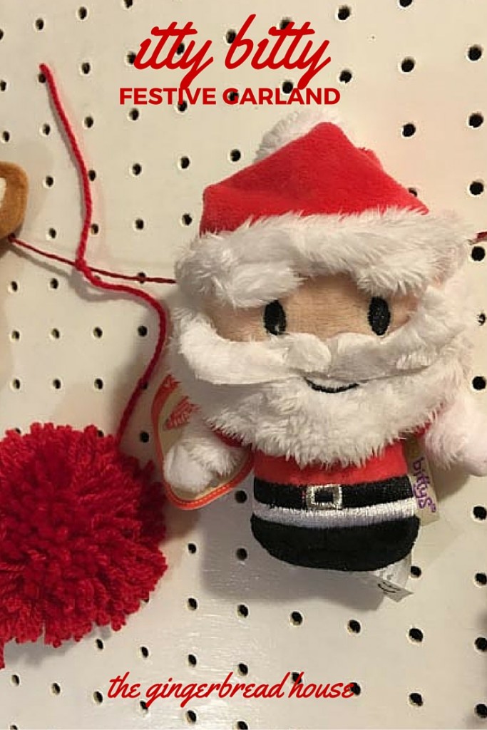 itty bitty festive garland