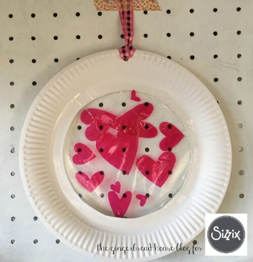 paper plate heart craft