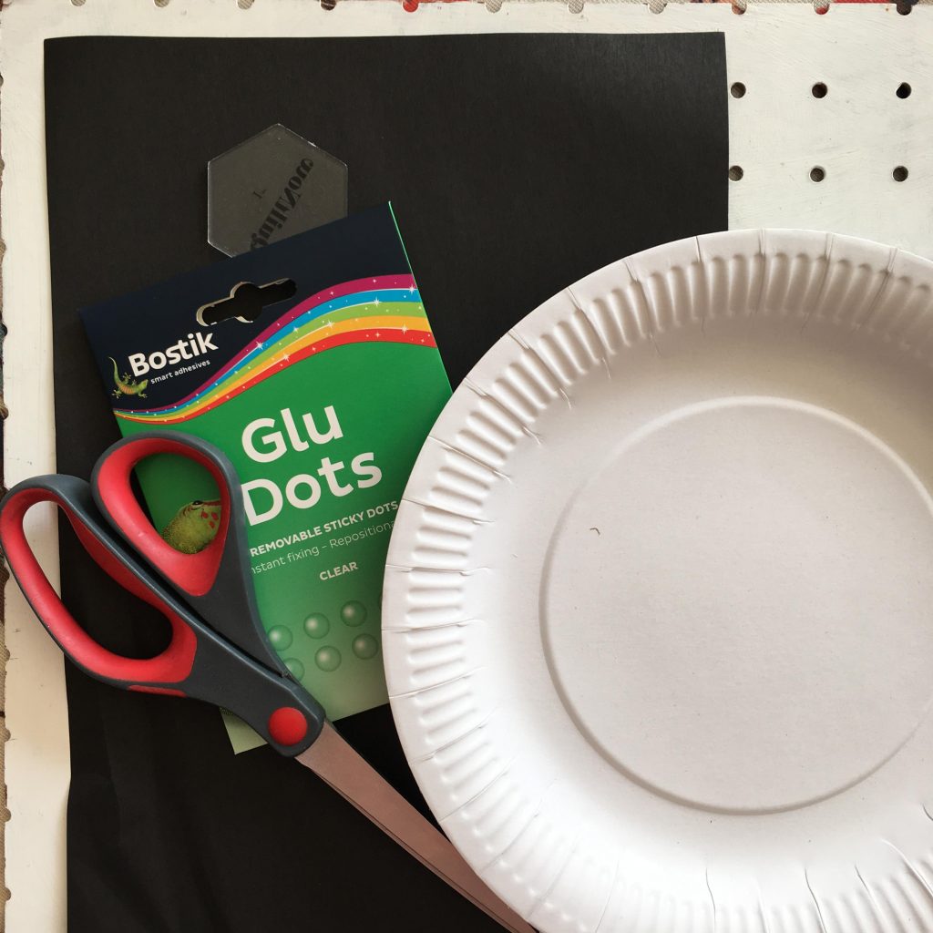 Euro 2016 paper plate football craft for kids