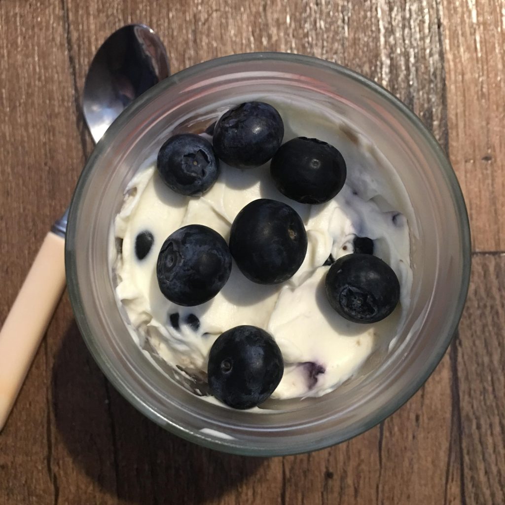 Berry cheesecake jars