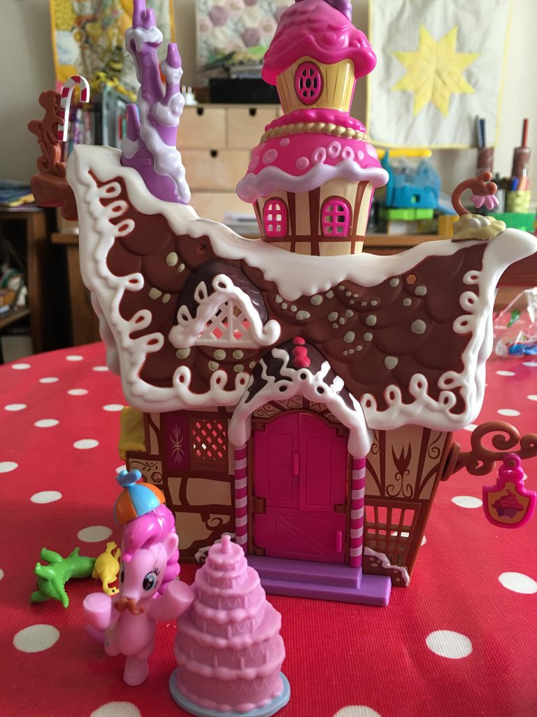 My Little Pony Friendship is Magic Sugarcube Corner 