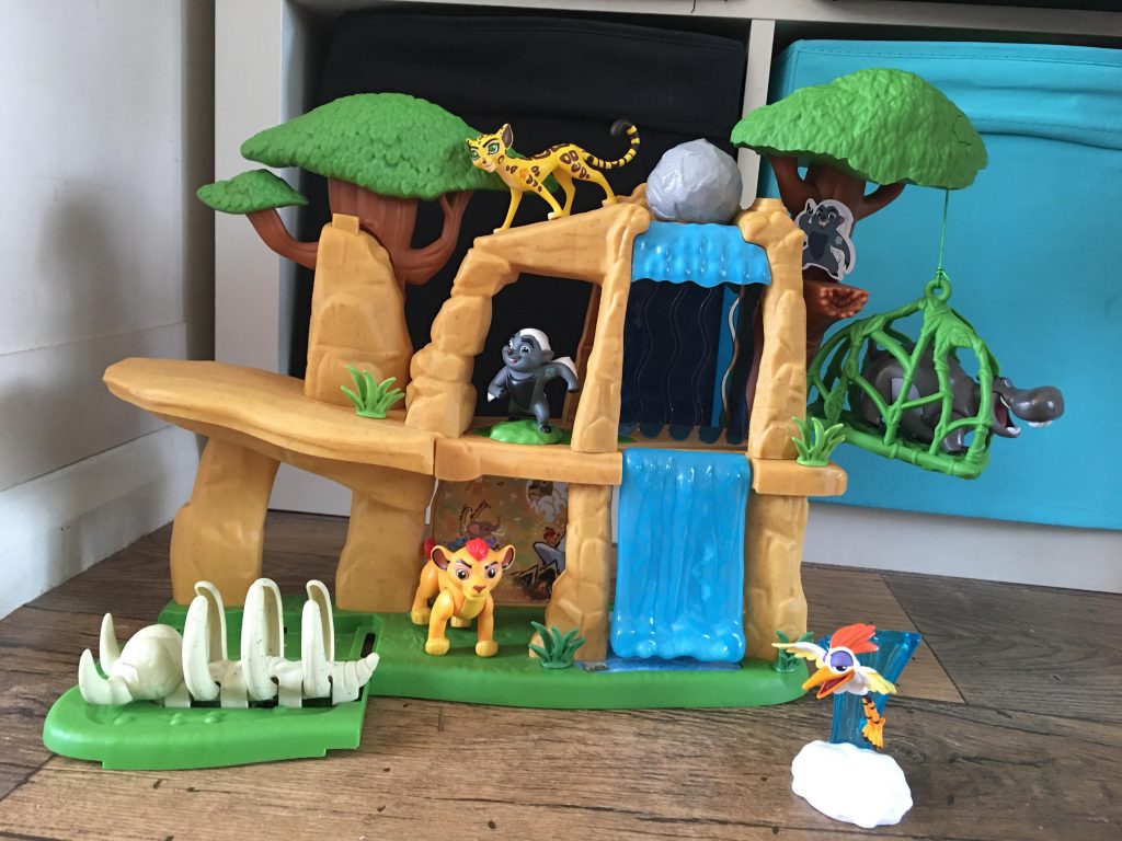 Defend The Pride Lands Play Set