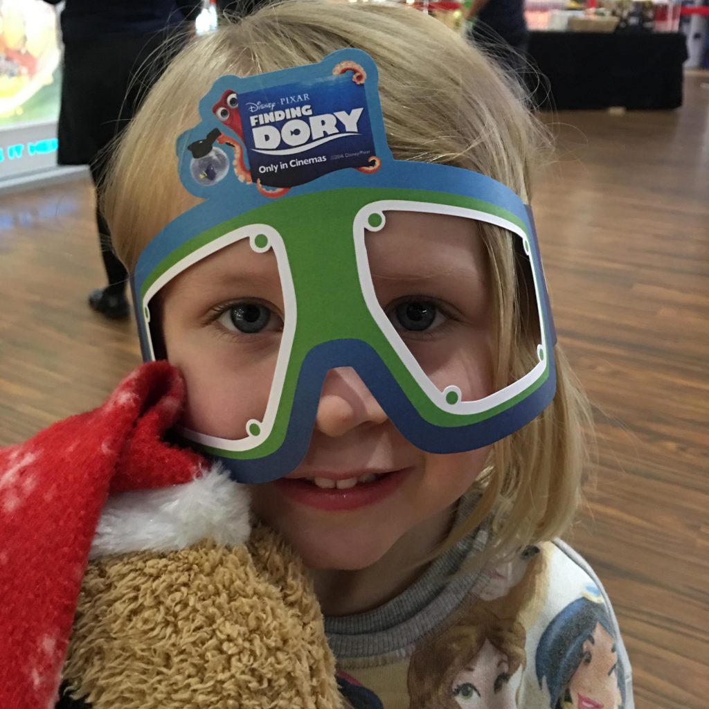 Finding dory glasses